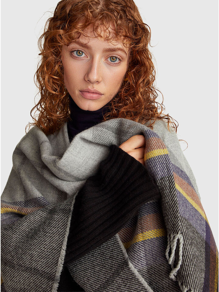 CAPE Women image number 4